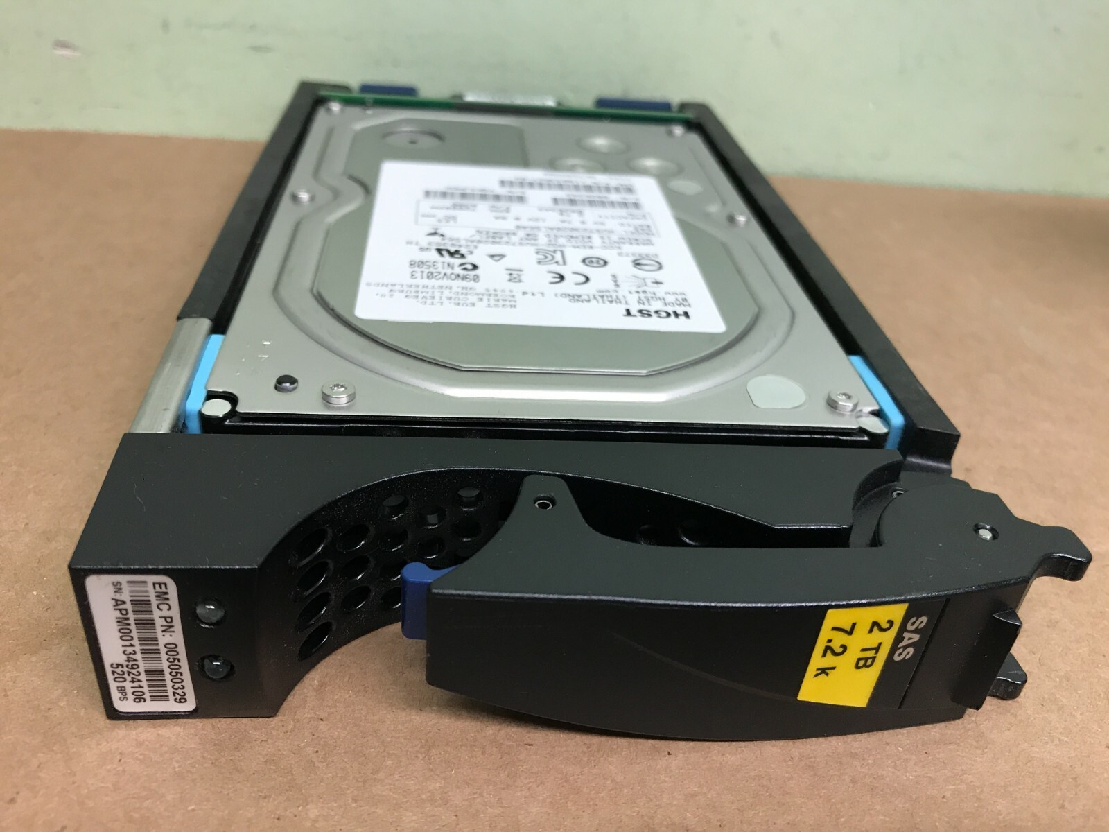 EMC HGST 2TB HUS723020ALS640 0B26343 EMC 118033027-04 005050329 SAS