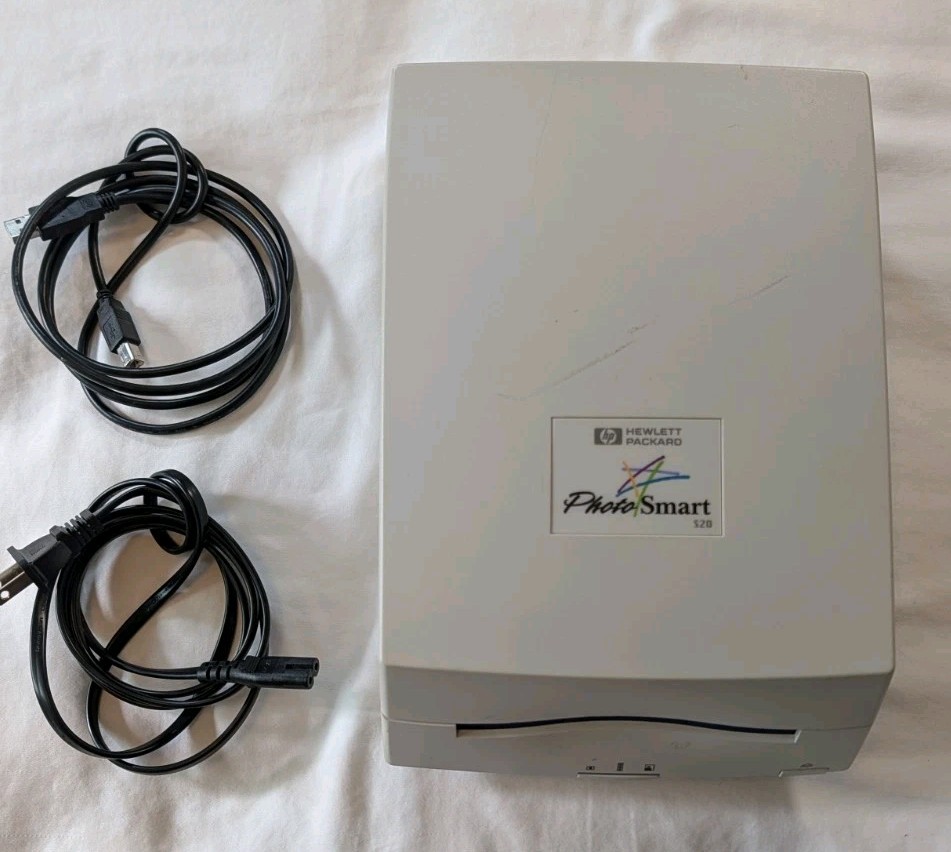 HP PhotoSmart S20 Photo Scanner C5101A Vintage Film Slide Negative - Powers On