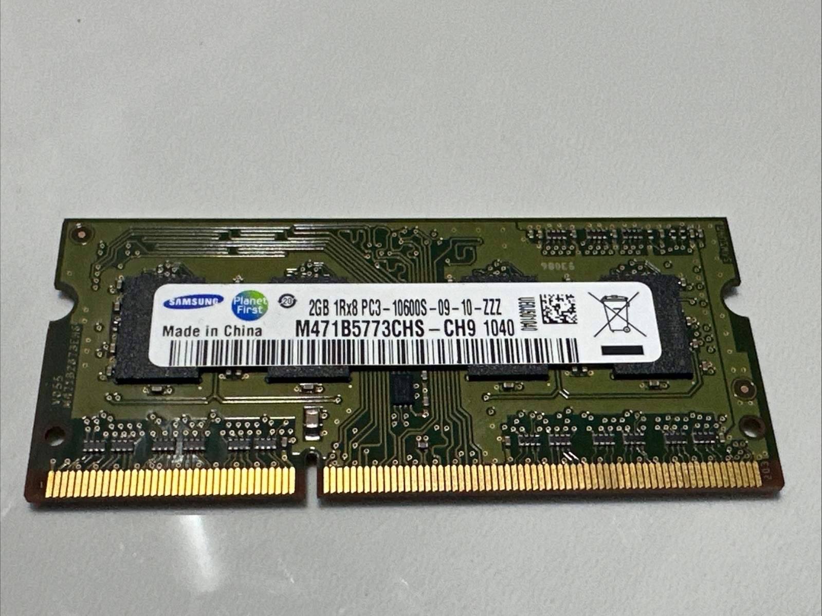 Samsung 2GB PC3-10600S DDR3-1333MHz DDR3-1333MHz Laptop Ram M471B5773CHS-CH9