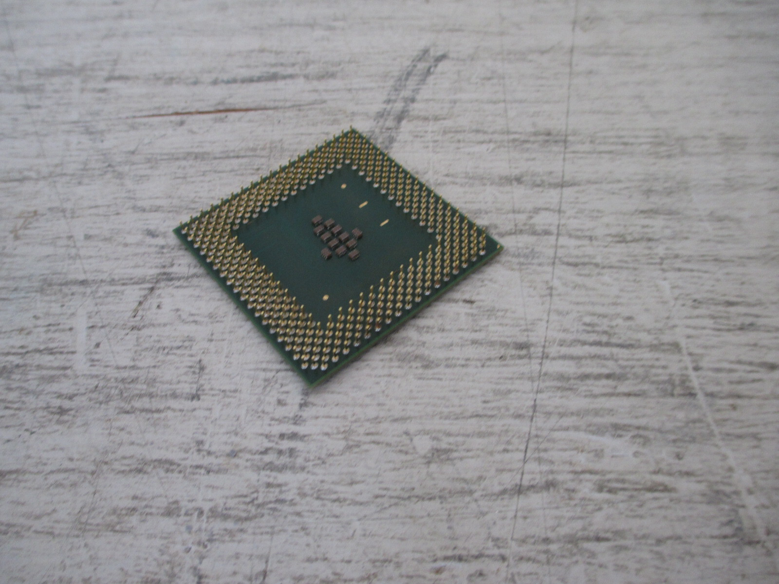 Intel Celeron 1.2Ghz CPU SL5XS 1200mhz 256K 100mhz FSB Socket 370 Processor