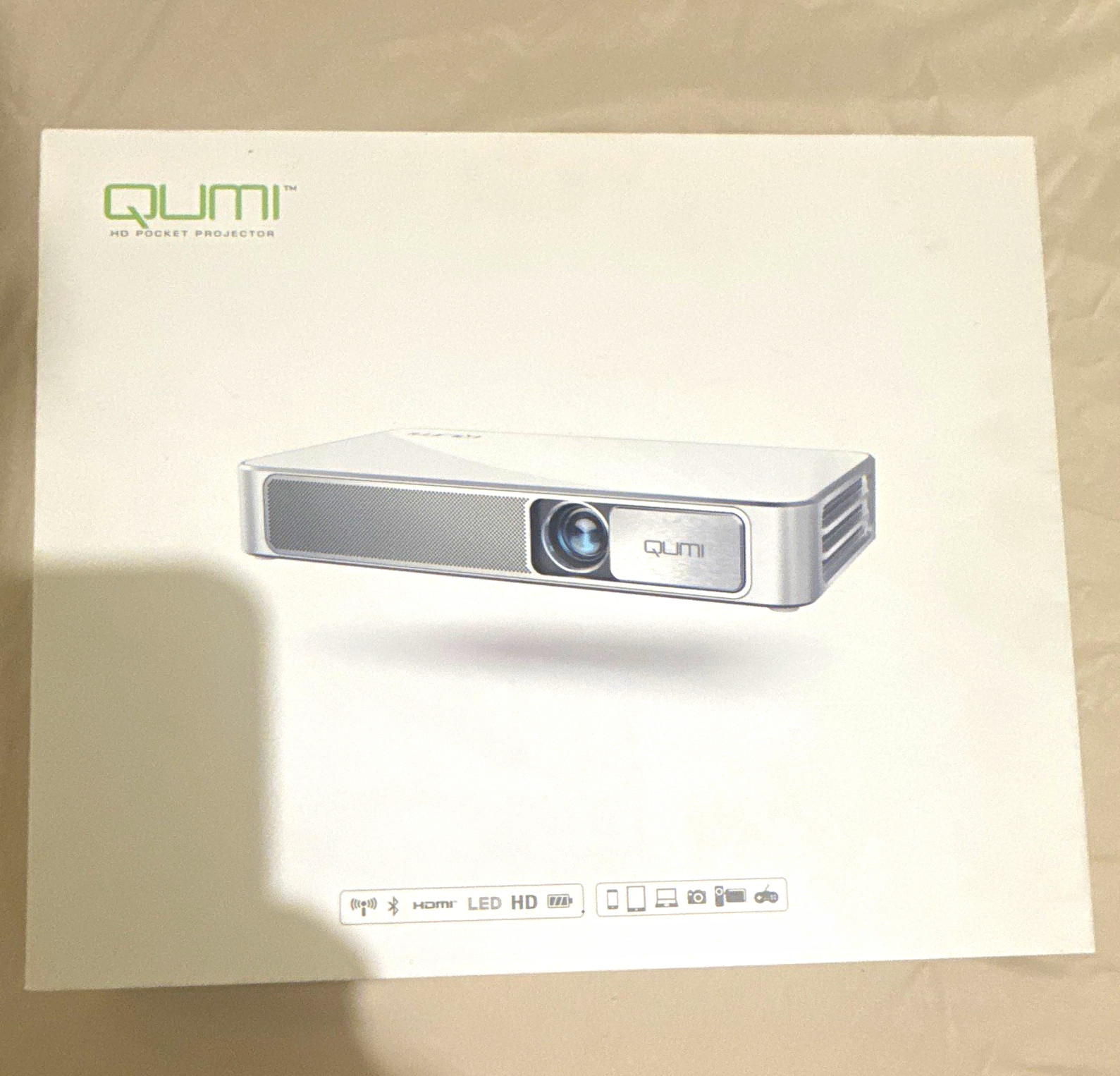 Qumi HD LED Portable Pico Projector HDMI Red w/ Remote, Adapter, Cables, Box