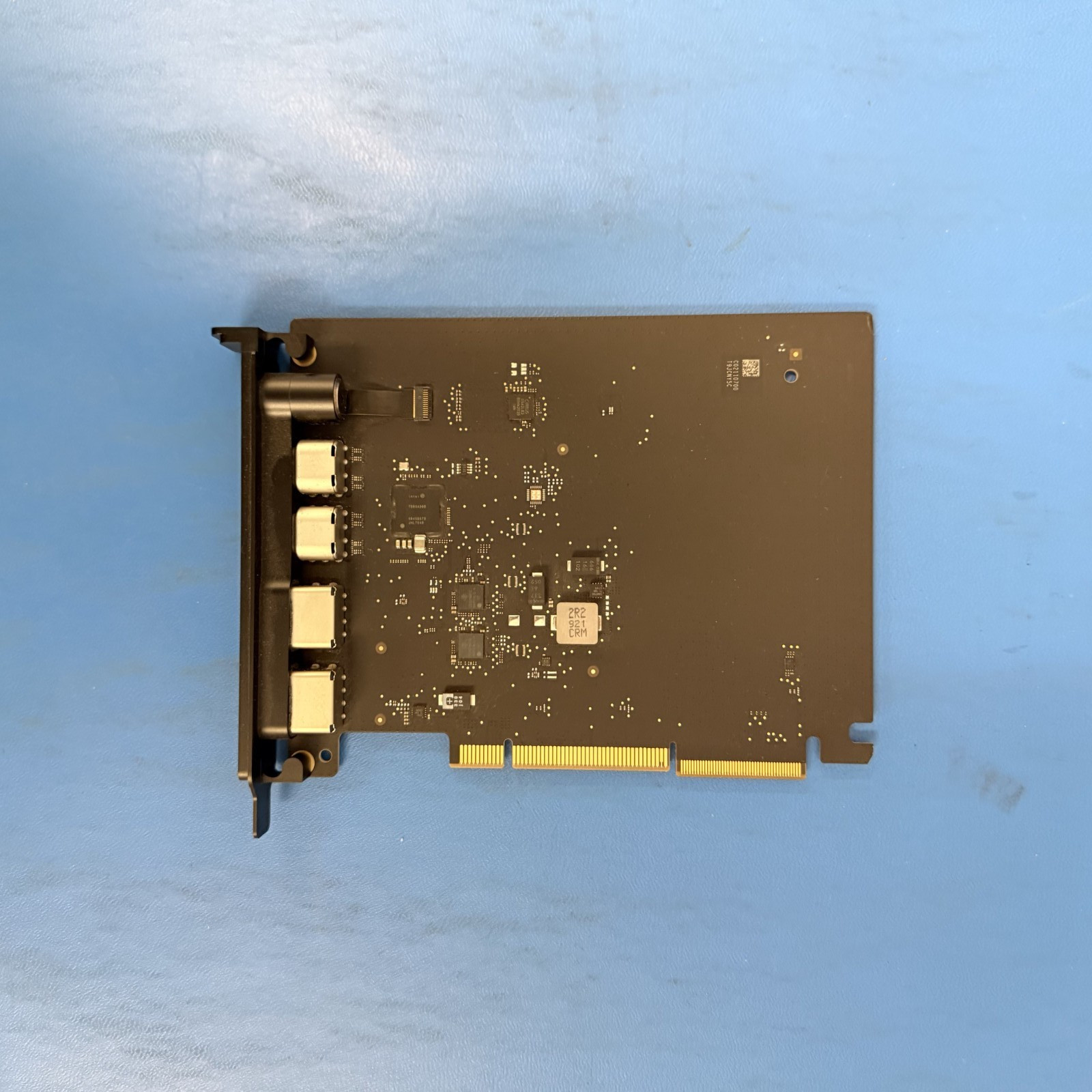 Apple 923-03330 i/o USB Thunderbolt Board card from 2019 Mac Pro
