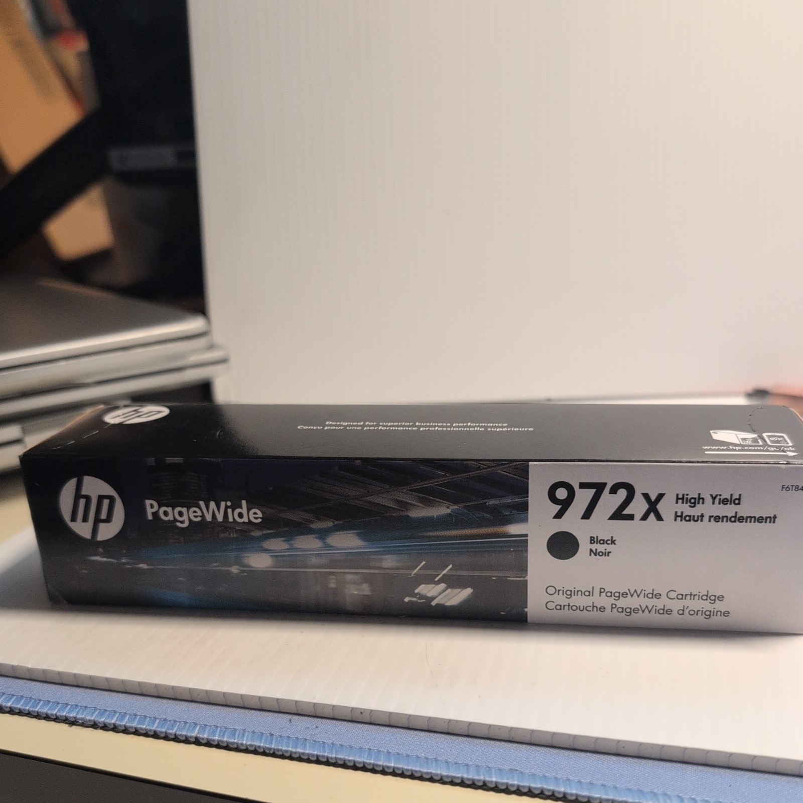 HP 972X (F6T84AN) Black Ink Cartridge SEALED expires 2/2027