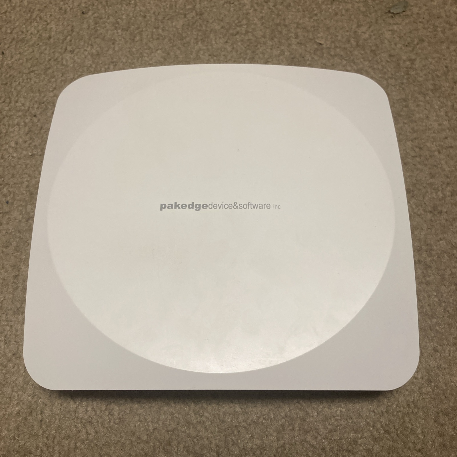 Pakedge WK-1 Indoor Wireless Access Point Dual Band / TESTED / Excellent Cond.