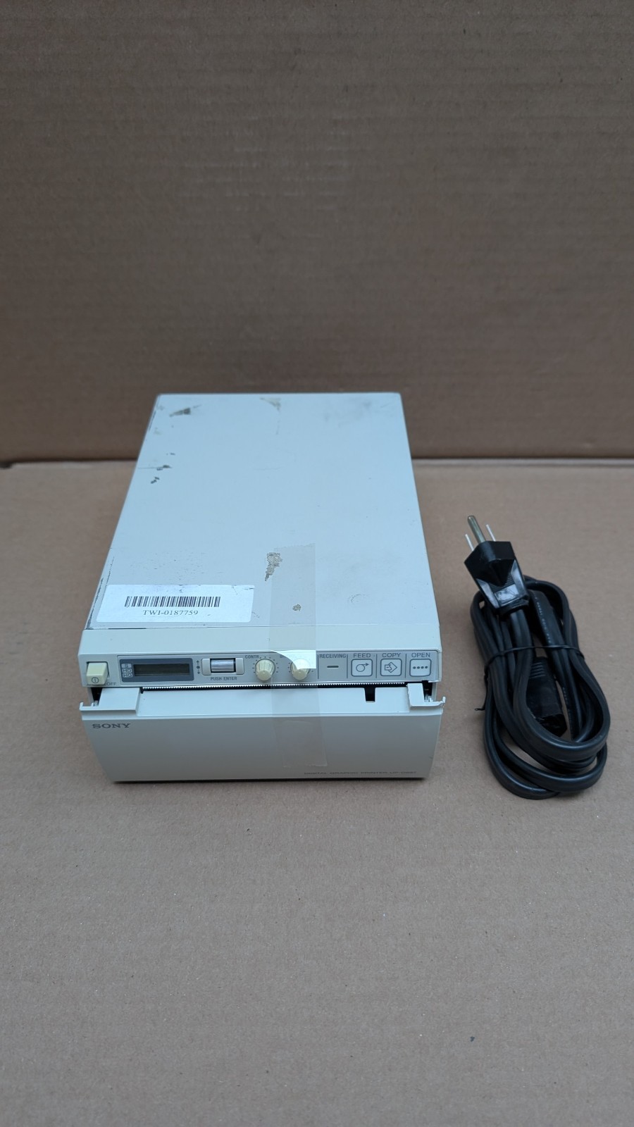 Sony UP-D897 Digital Graphic Printer For Parts Repair Powers On Front Door Issue
