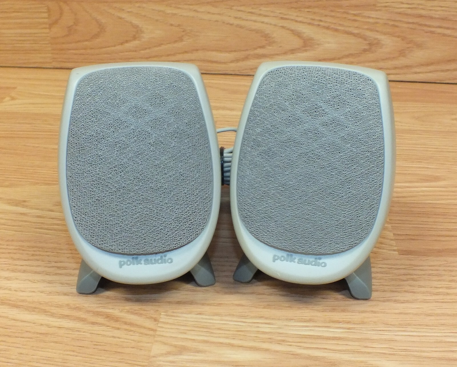 Polk Audio (5065-5746) Gray Wired Left & Right Desktop Computer Speakers *Only* 