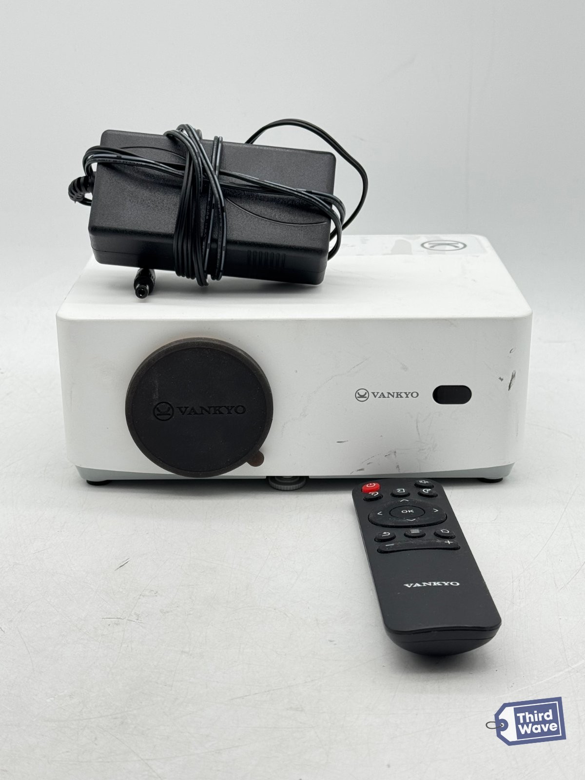 Vankyo Leisure 470W 720P Wireless Mini Projector White