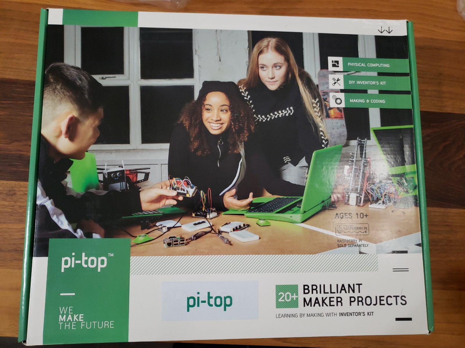 Pi-top 3 Laptop w/ Raspberry Pi 3 B+ & Inventor's Kit, 8GB (PTIUGR300001)