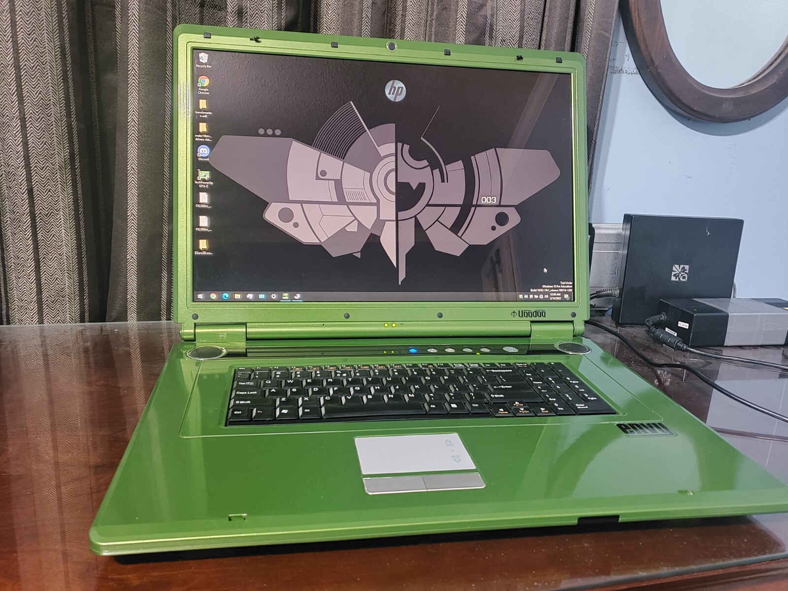 MOST RARE  Voodoo ENVY HW:201 20.1in M59KE TL-68 2.4gz 8gb DDR2 7950GTX SLI MALX