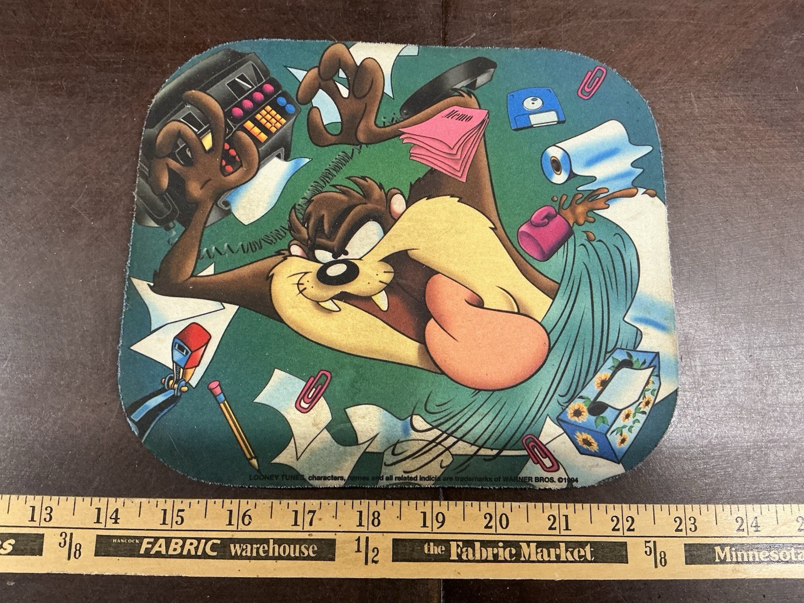 1994 Looney Tunes Tazmanian Devil Taz Mouse Pad 9"x7.75" Vintage