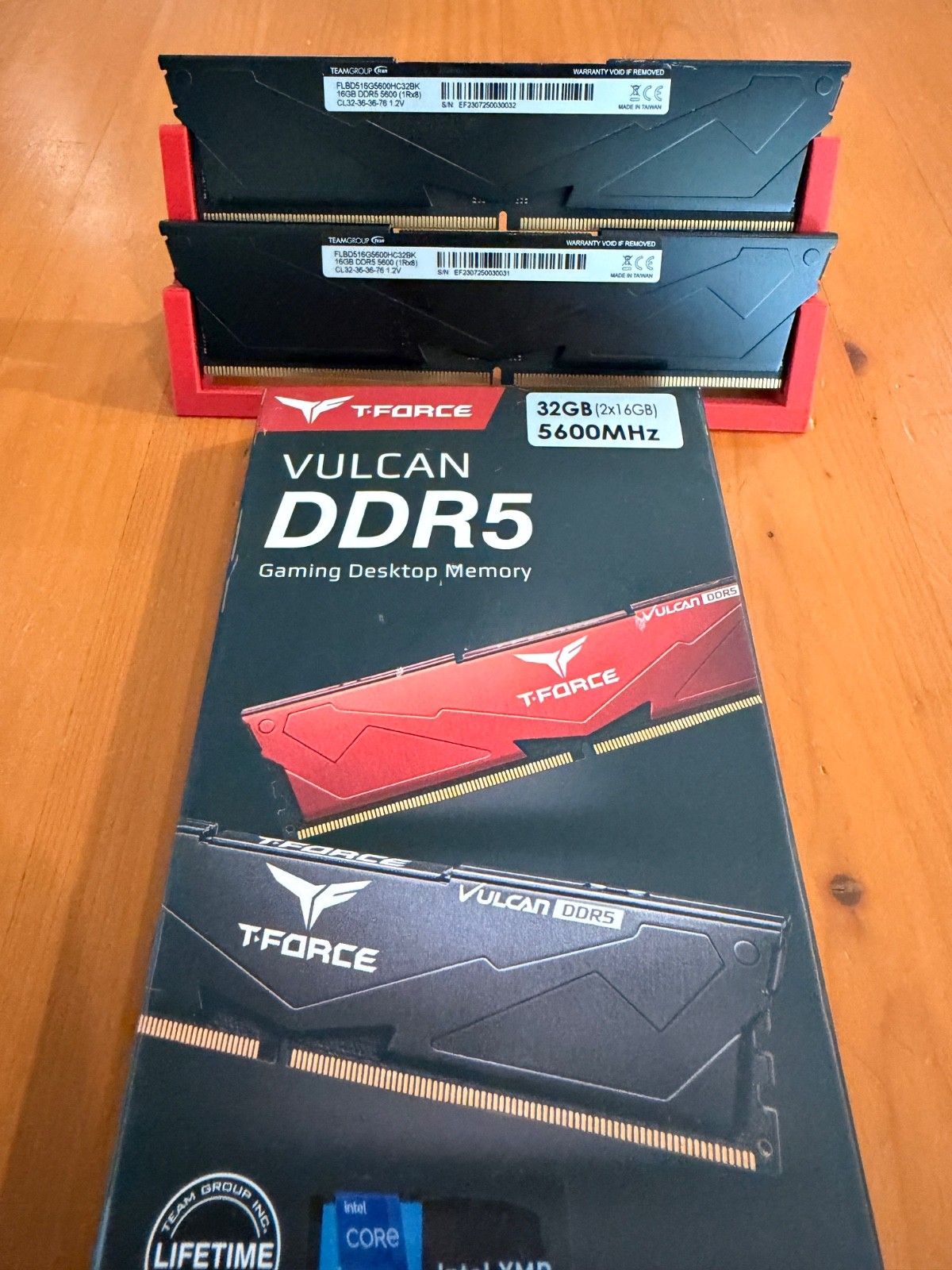TeamGroup T-Force Vulcan DDR5 32GB (16GB x2) 5600 RAM Kit - FLBD516G5600HC32BK