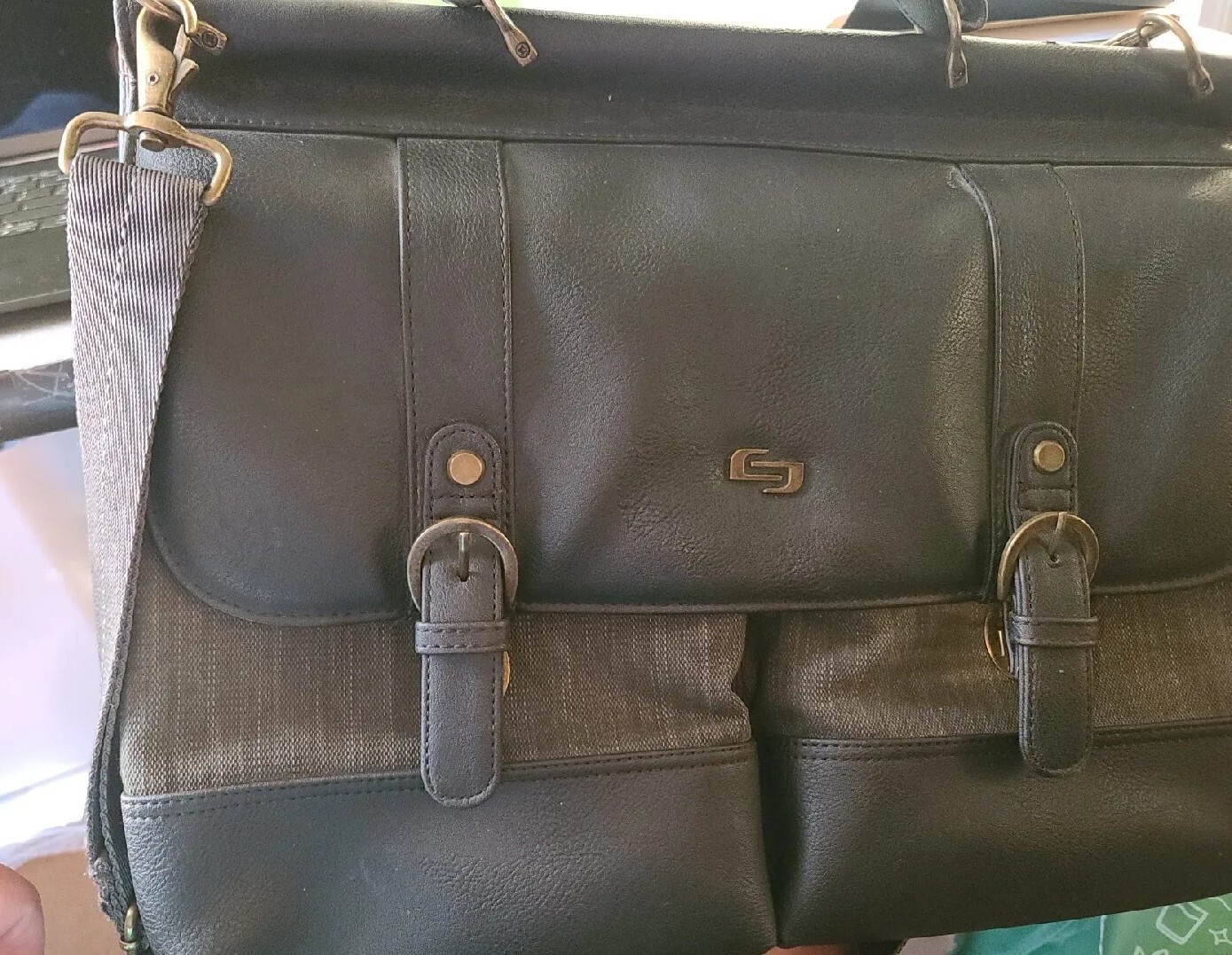 SOLO Executive Collection Bradford 16" Briefcase Laptop Carrying Case Messenger