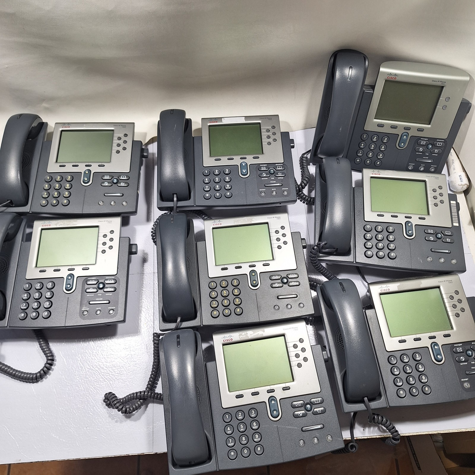 LOT OF 8 - Cisco 7962 Series CP-7962G Unified VoIP IP Business Phones 7941