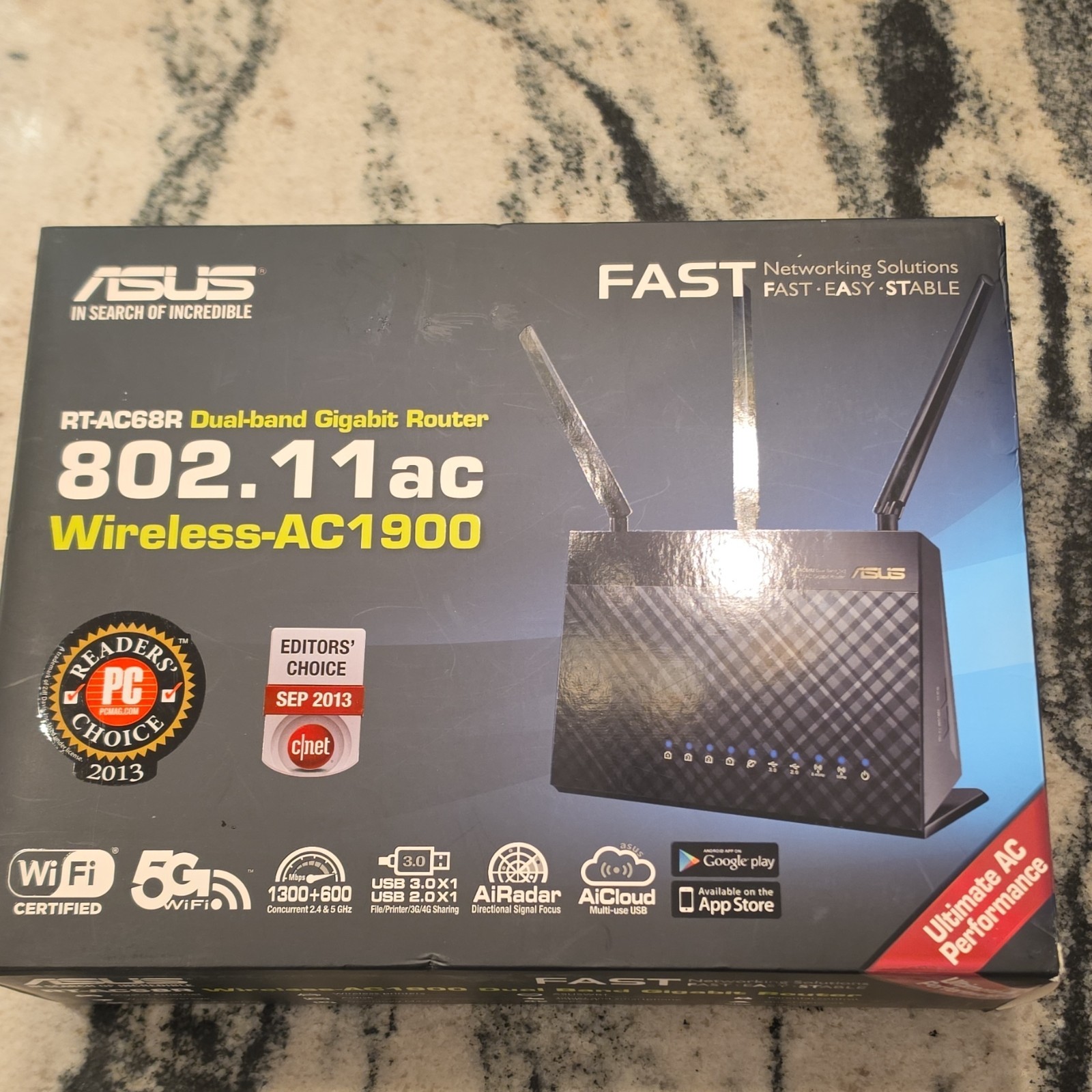 ASUS RT-AC68R Wireless-AC1900 Dual-Band Gigabit Router Complete In Box CIB