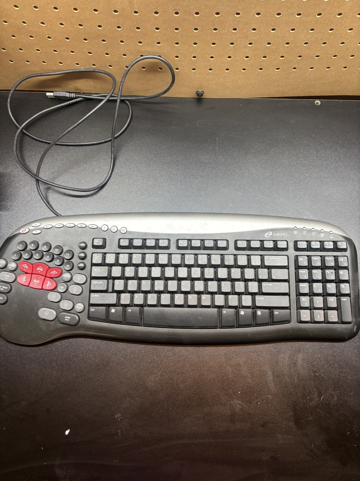 Zboard MERC KU-0453 USB Gaming Keyboard w/ Dedicated Gamepad – Black/Silver