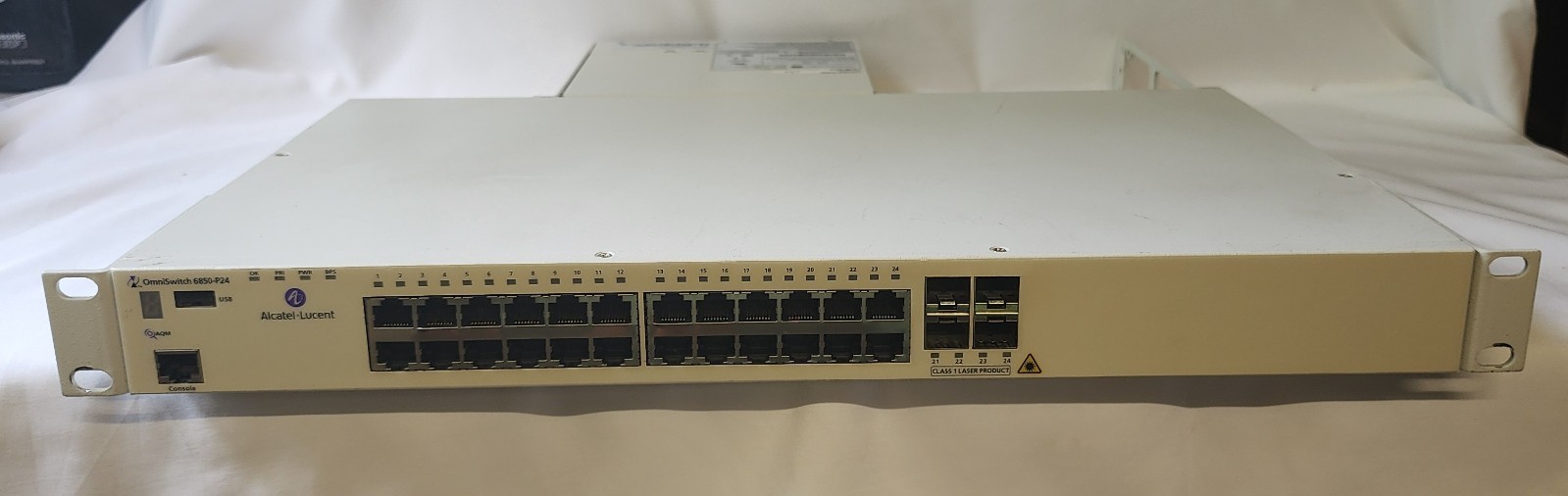 WORKING Switch Alcatel-Lucent Omniswitch 6850-P24 24 Port FACTORY RESET 24 gbit