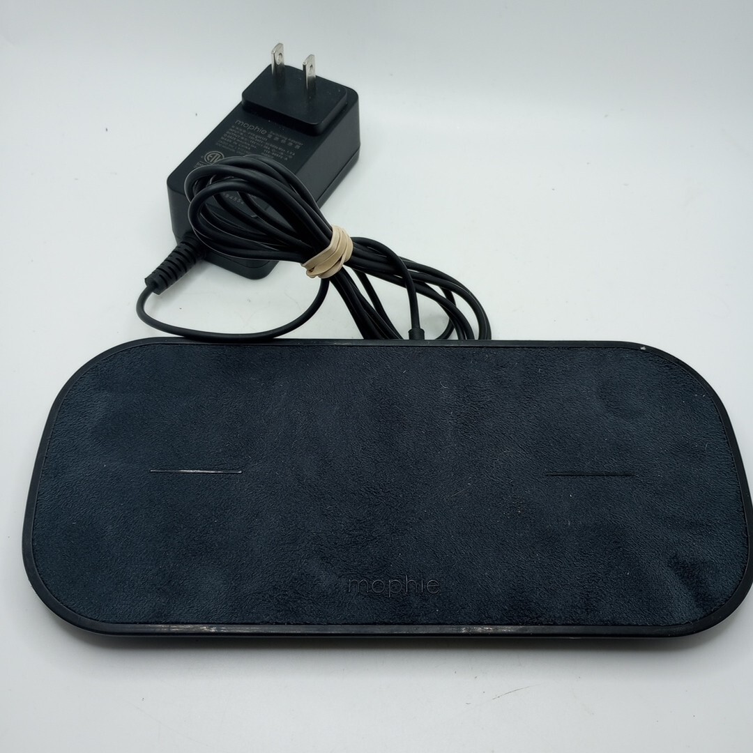 #S) Mophie Switching Adapter M/N: PYS-000153 19V 1.58A With Base