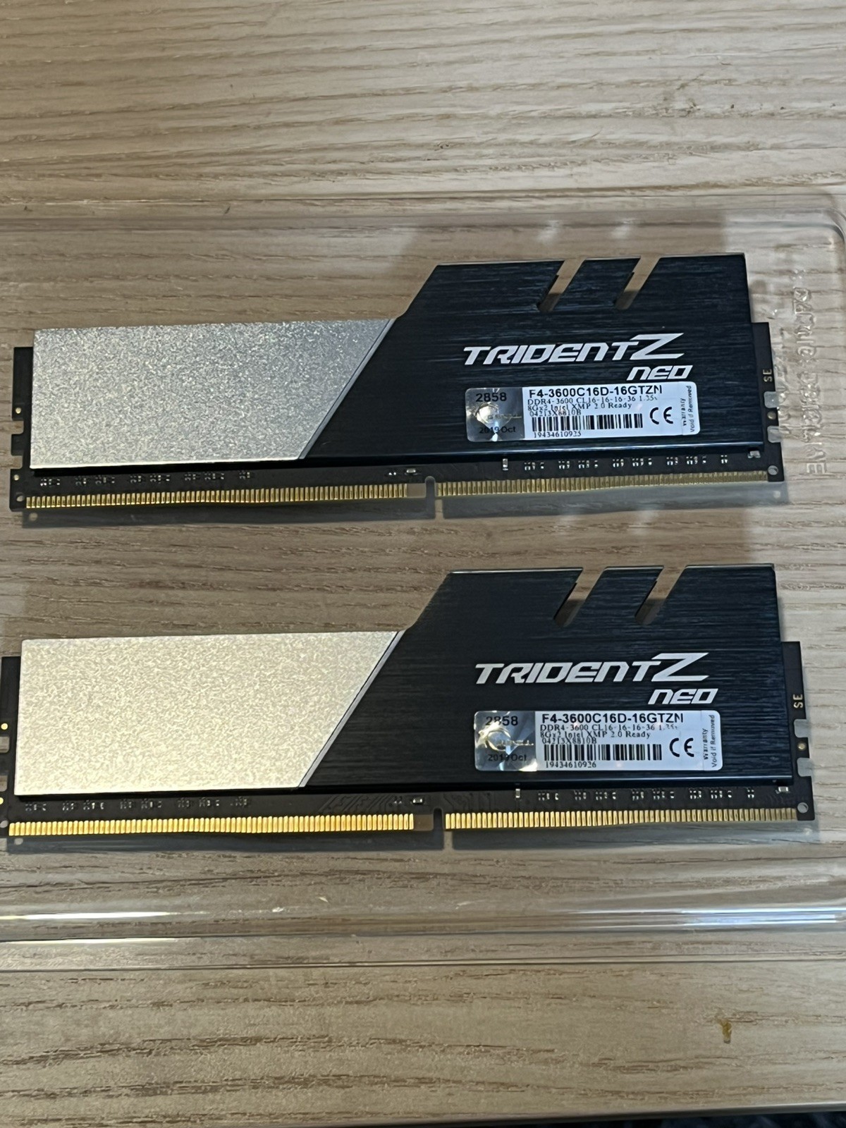G.Skill Trident Z Neo 16GB (2x8GB) DDR4-3600 CL16 Samsung B-Die Bare PCB RAM