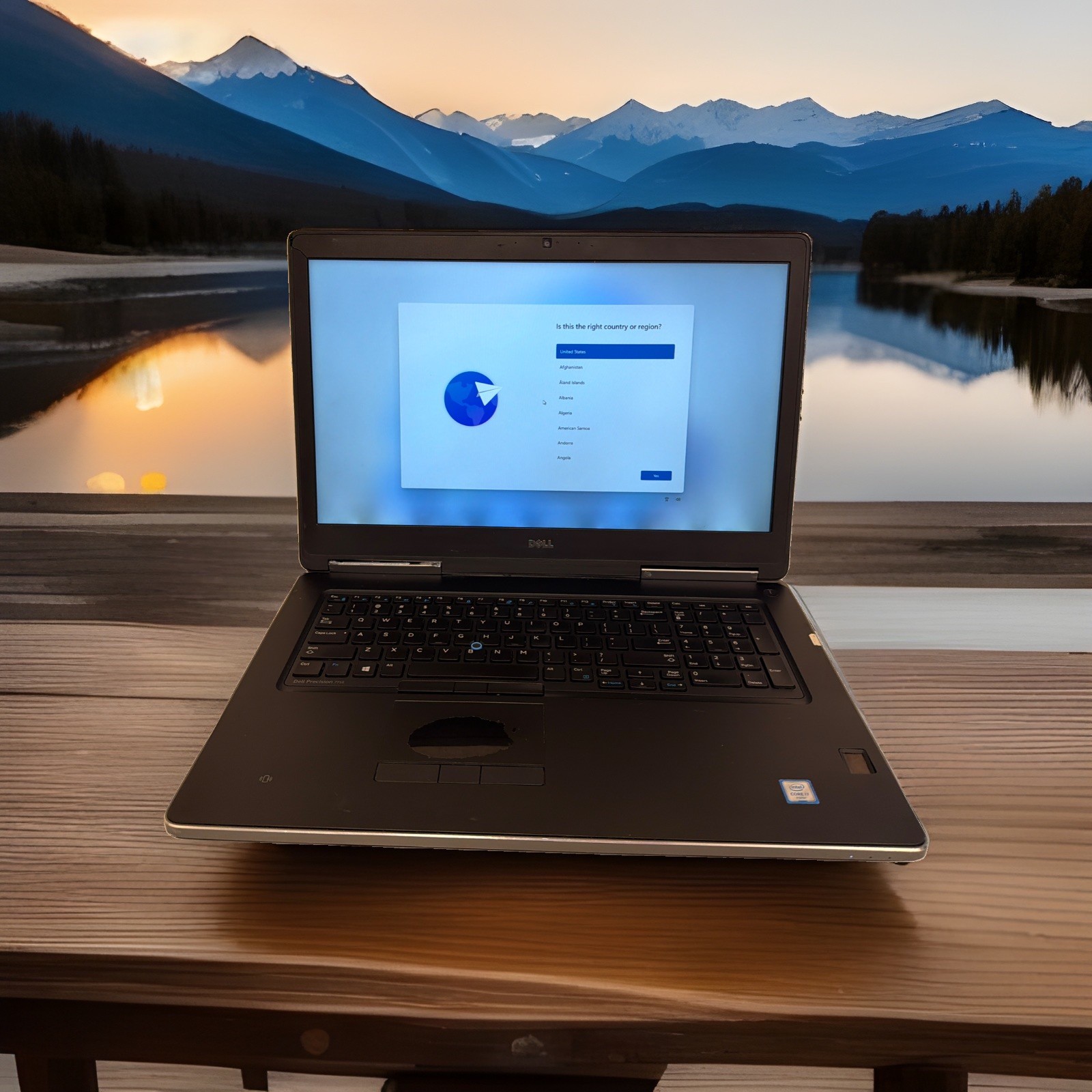 Dell Precision 7710 17.3" i7-6820HQ 16GB DDR4 256GB SSD Win 11 P Exc Bat -READ-