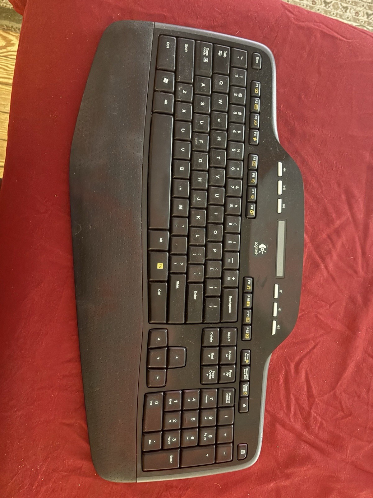 Logitech Wireless Keyboard Mk 700