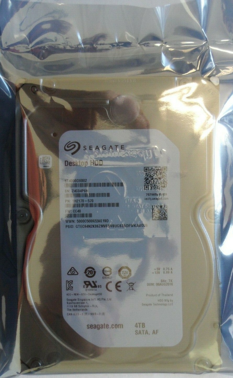 Seagate ST4000DX002 P/N: 1H2178-570 F/W: CC48 TK Z4E 4TB Desktop HDD