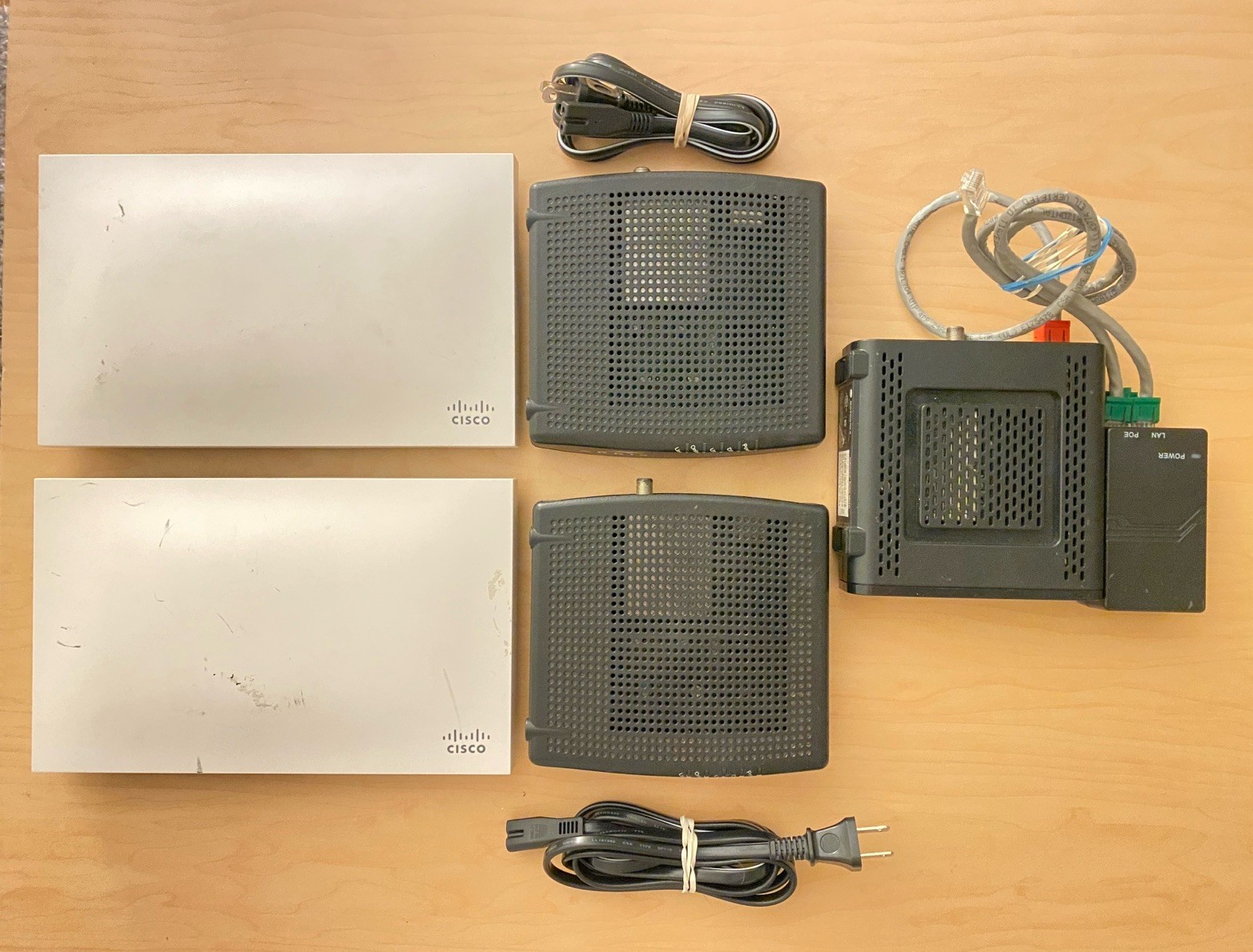 LOT OF Mixed Network Equipment: Wi-Fi Access Points & Cable Modems; Cisco Arris+