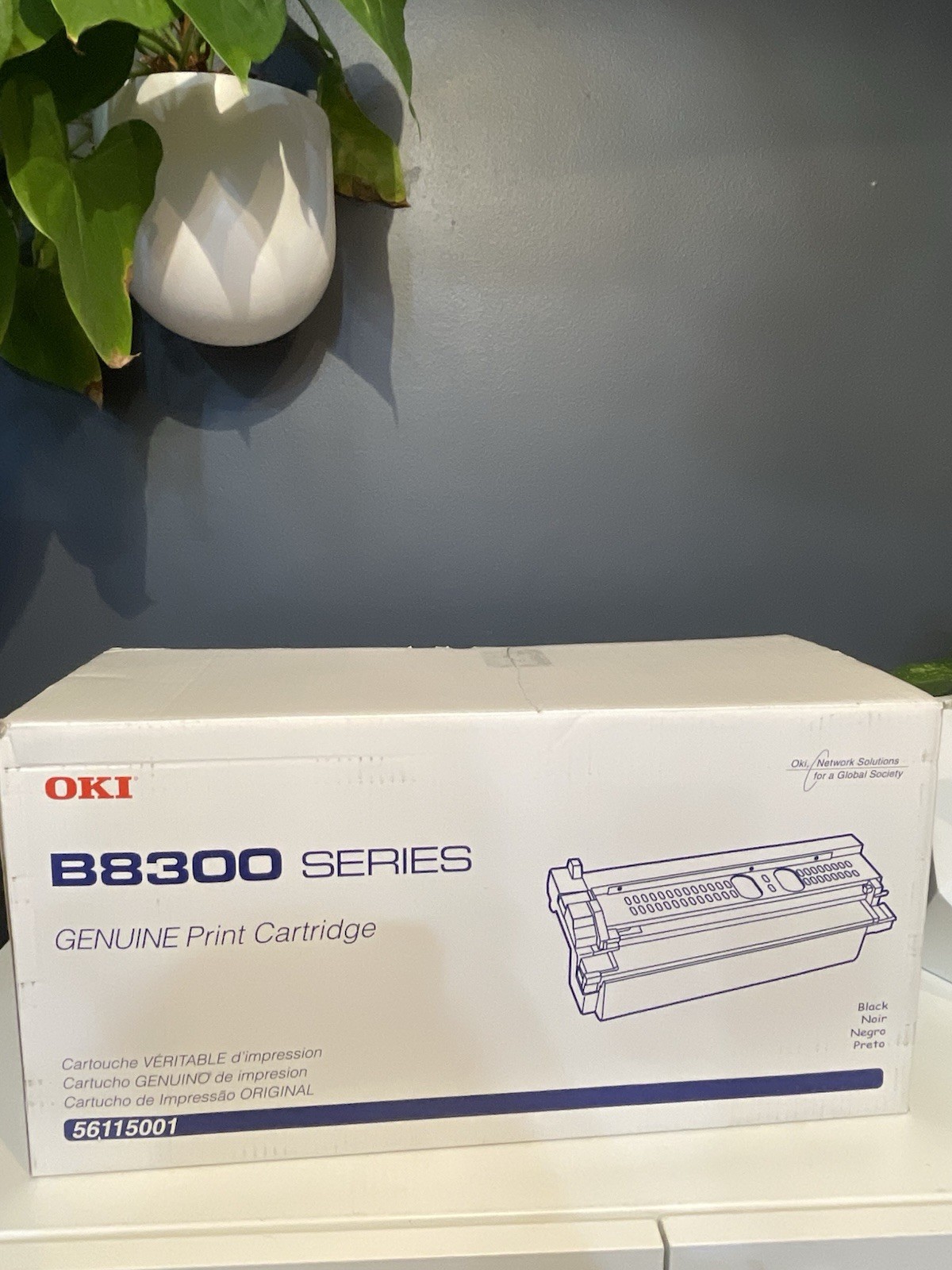 New   Genuine Okidata B8300 Series Black toner Cartridge 56115001 