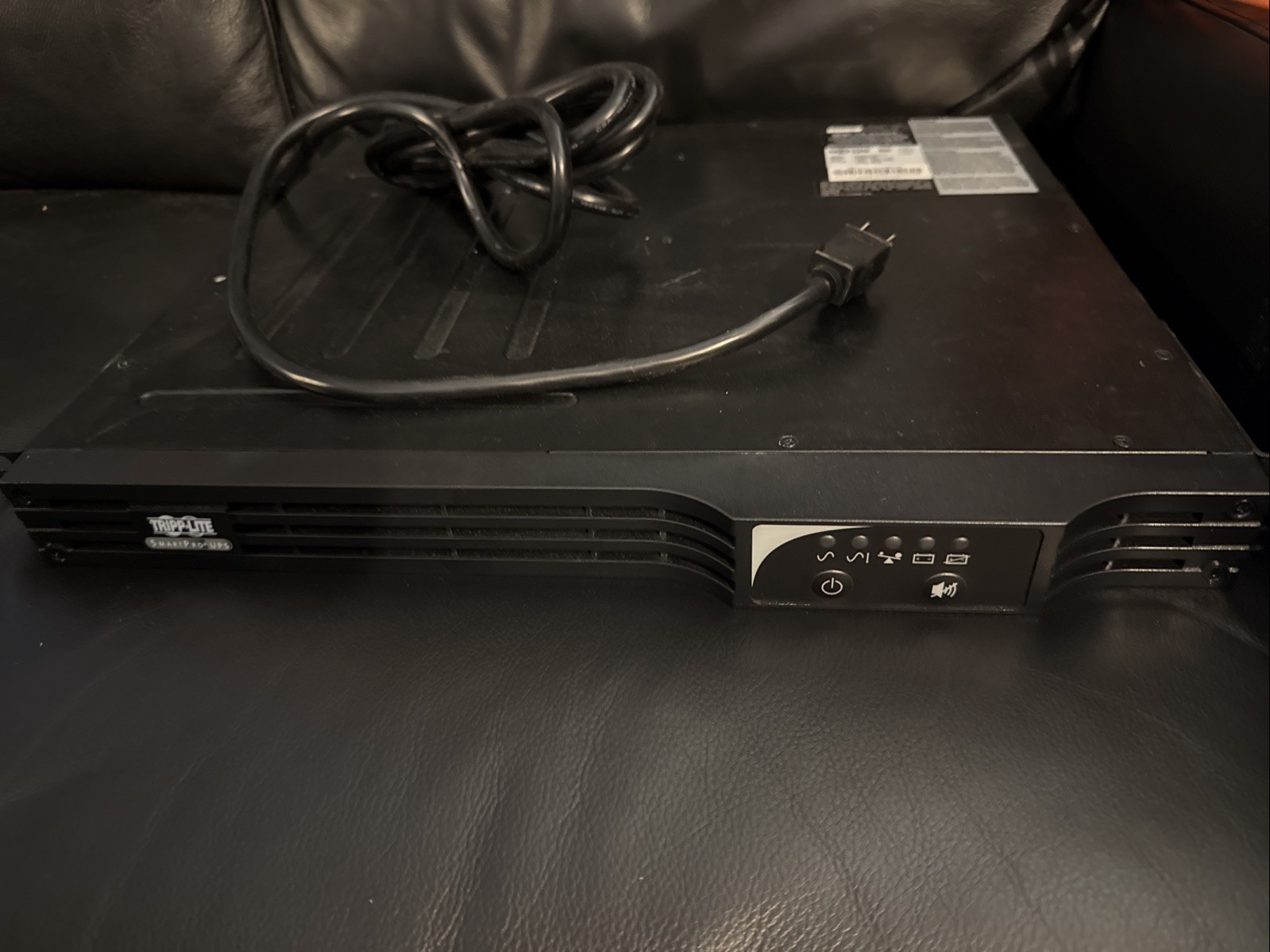TRIPP-LITE Smart750RM1U NJ LOCAL PICK UP ONLY