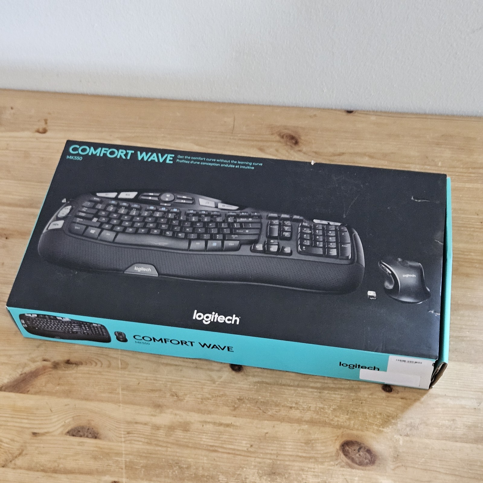 Logitech MK550 Comfort Wave Wireless Keyboard (No Dongle)