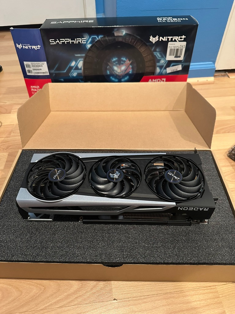 Sapphire NITRO+ AMD Radeon RX 6800 OC 16GB GDDR6 Graphics Card w/ Original Box
