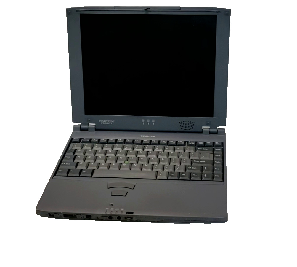 Vintage Toshiba Portege 7000CT/4.3 Intel Pentium II Retro Laptop - UNTESTED
