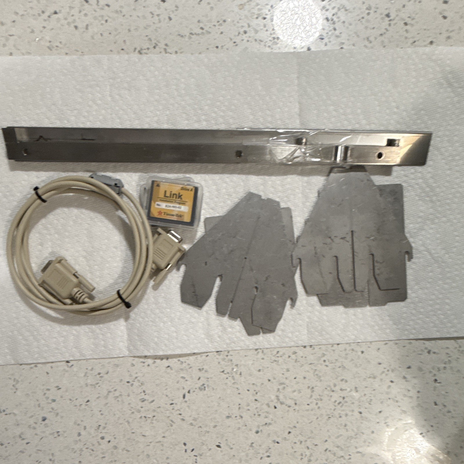 Vintage DB9 Serial Cable w/ Tissue-Tek Link Installation Program Disk