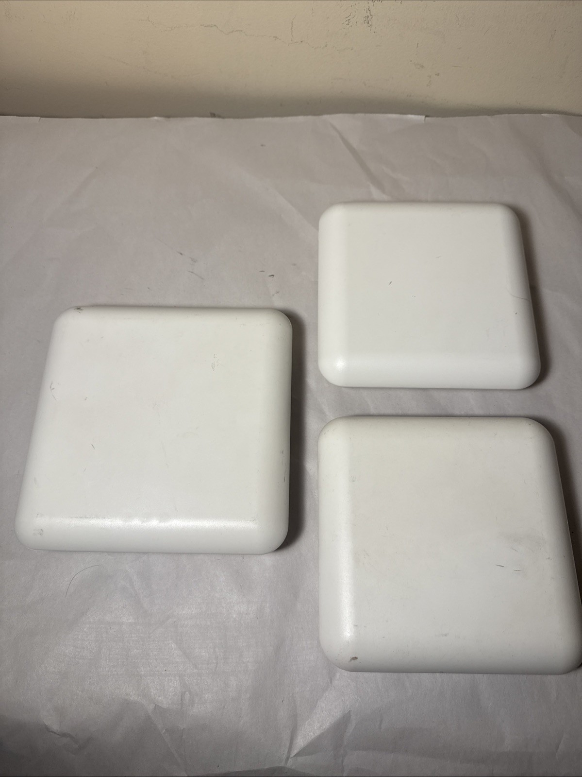 (3) Luxul XAP Wireless Access Points  (2) XAP-1410, (1) XAP-1510
