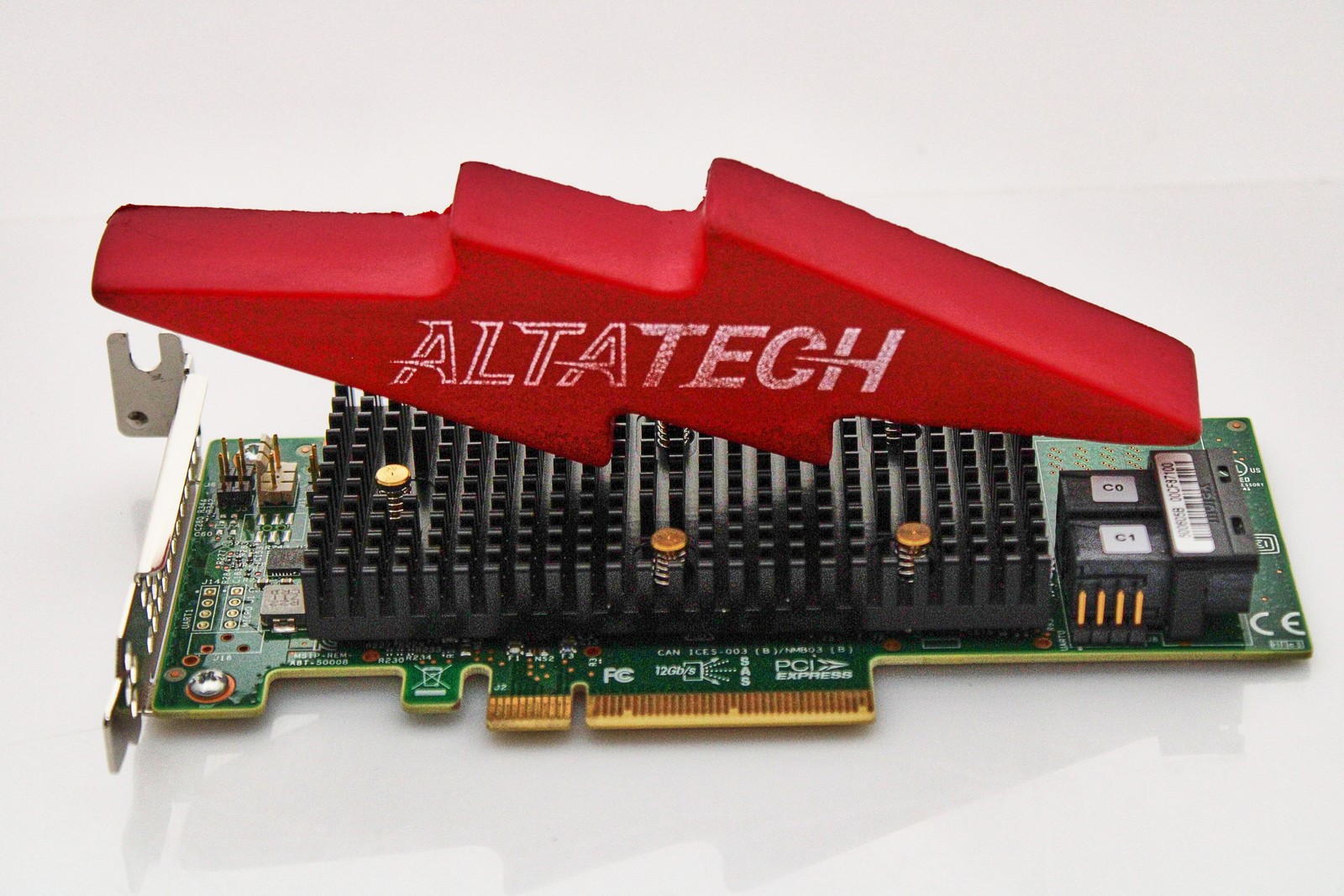 Lenovo 01KN505 530-8i 12Gb/s 8-Port PCIe x8 SATA/SAS RAID Controller FRU