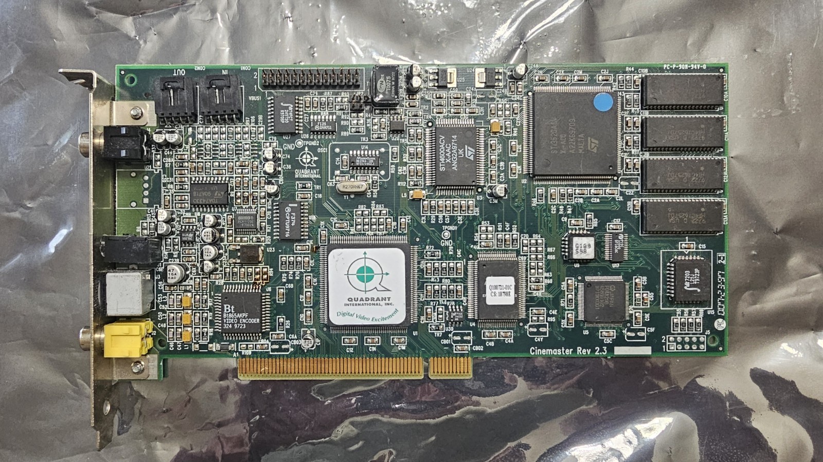 Quadrant International - CineMaster - Rev 2.3 - Mpeg-2 Decoder PCI Card 