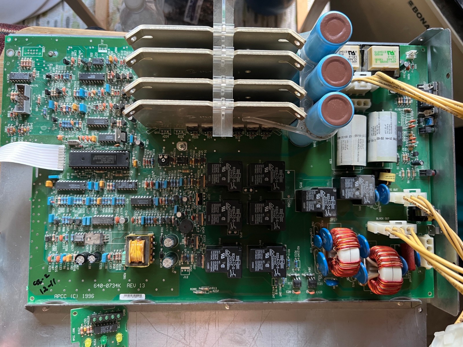 APC 640-0734-K Rev-13 UPS Power/Battery Controller Board, Module, Metal Plate