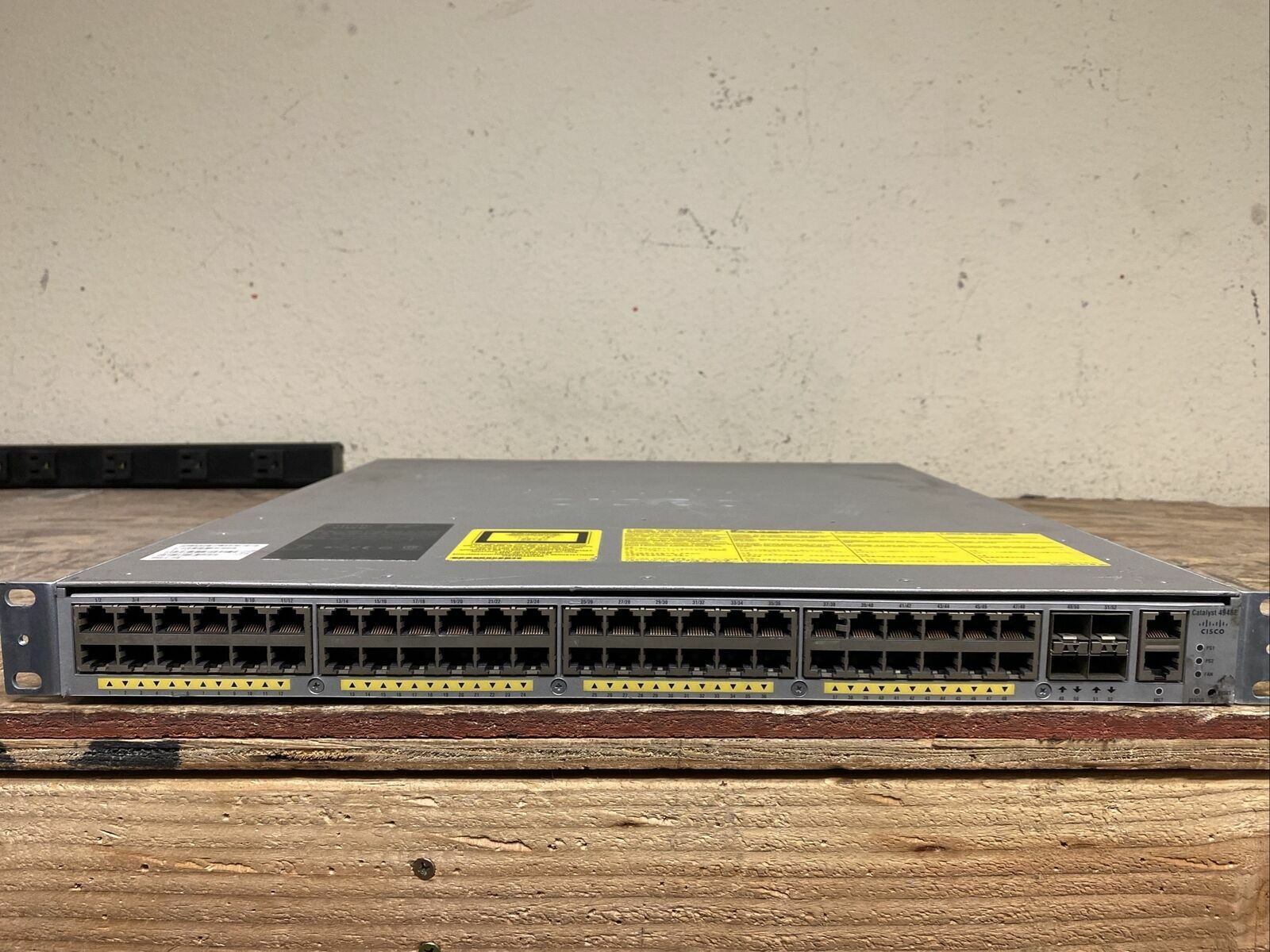 Cisco Catalyst 4948 WS-C4948E 48 Port L3 Gigabit Switch  Dual AC