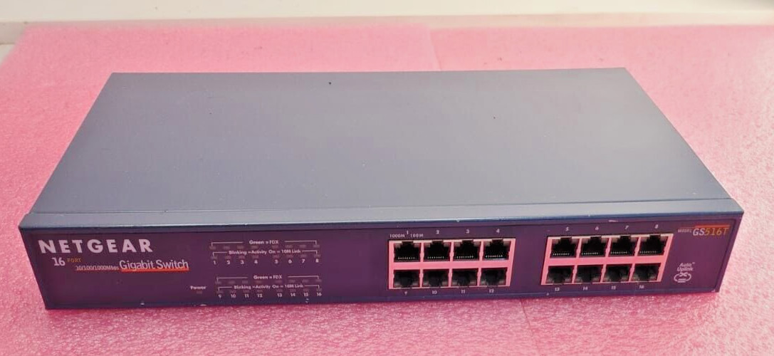 NETGEAR GS516T Network Switch