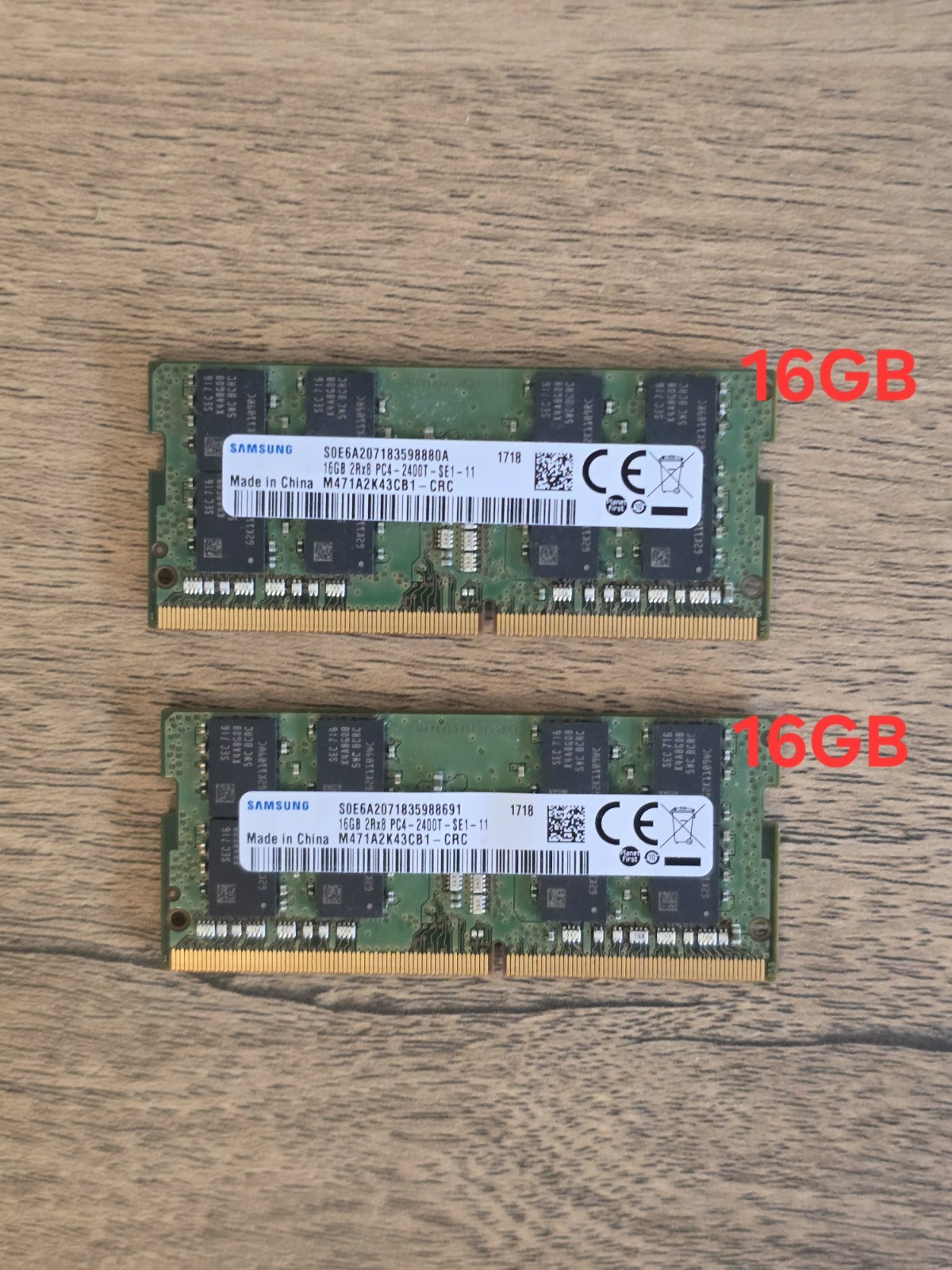 2x SAMSUNG 16GB PC4-2400T DDR4 RAM Modules