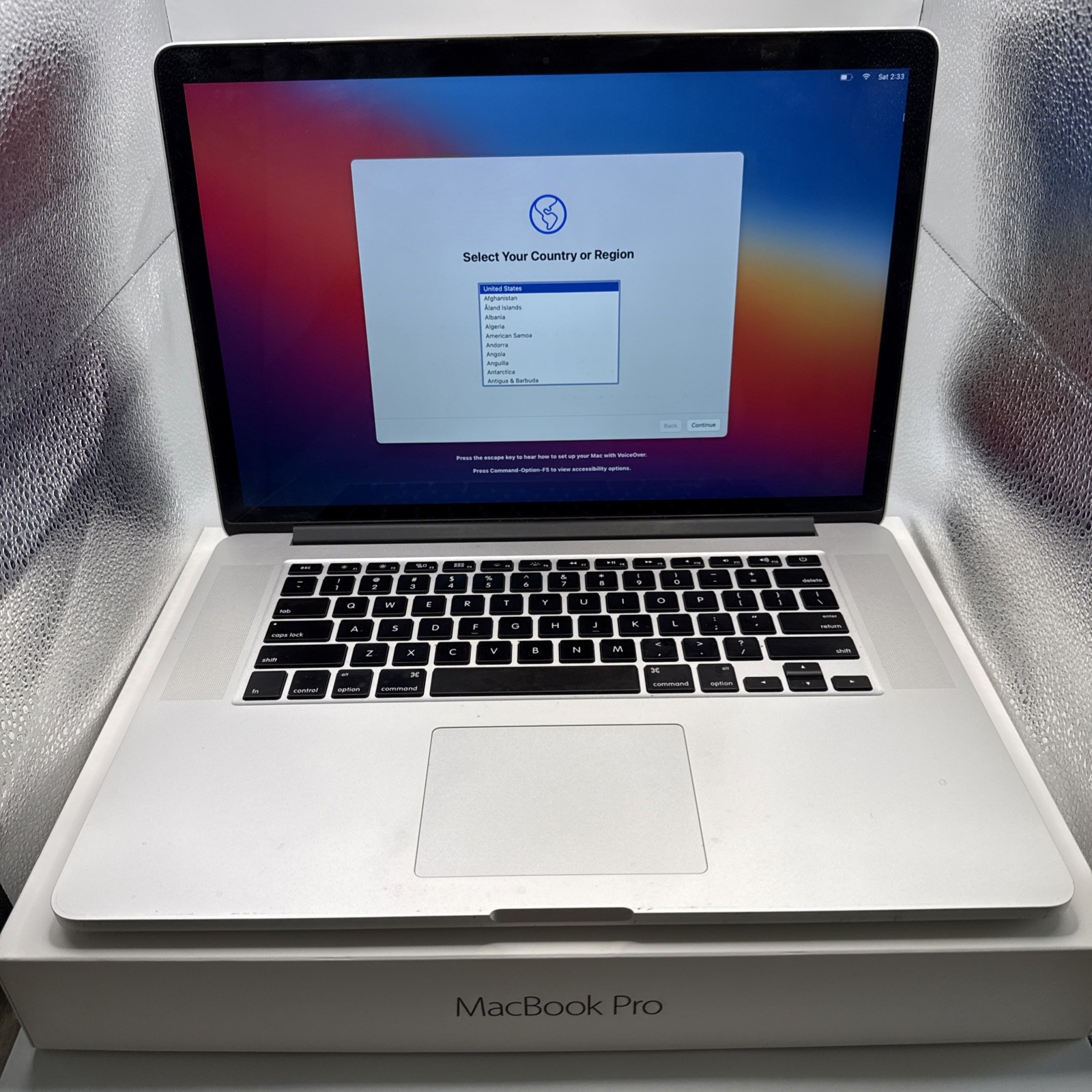 Apple MacBook Pro A1398 15.4/2GHz/16GB/256GB Flash Storage 