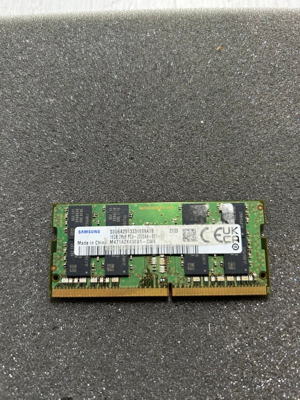 SAMSUNG 16GB 2RX8 PC4-3200AA-SE1-11 M471A2K43EB1-CWE TESTED