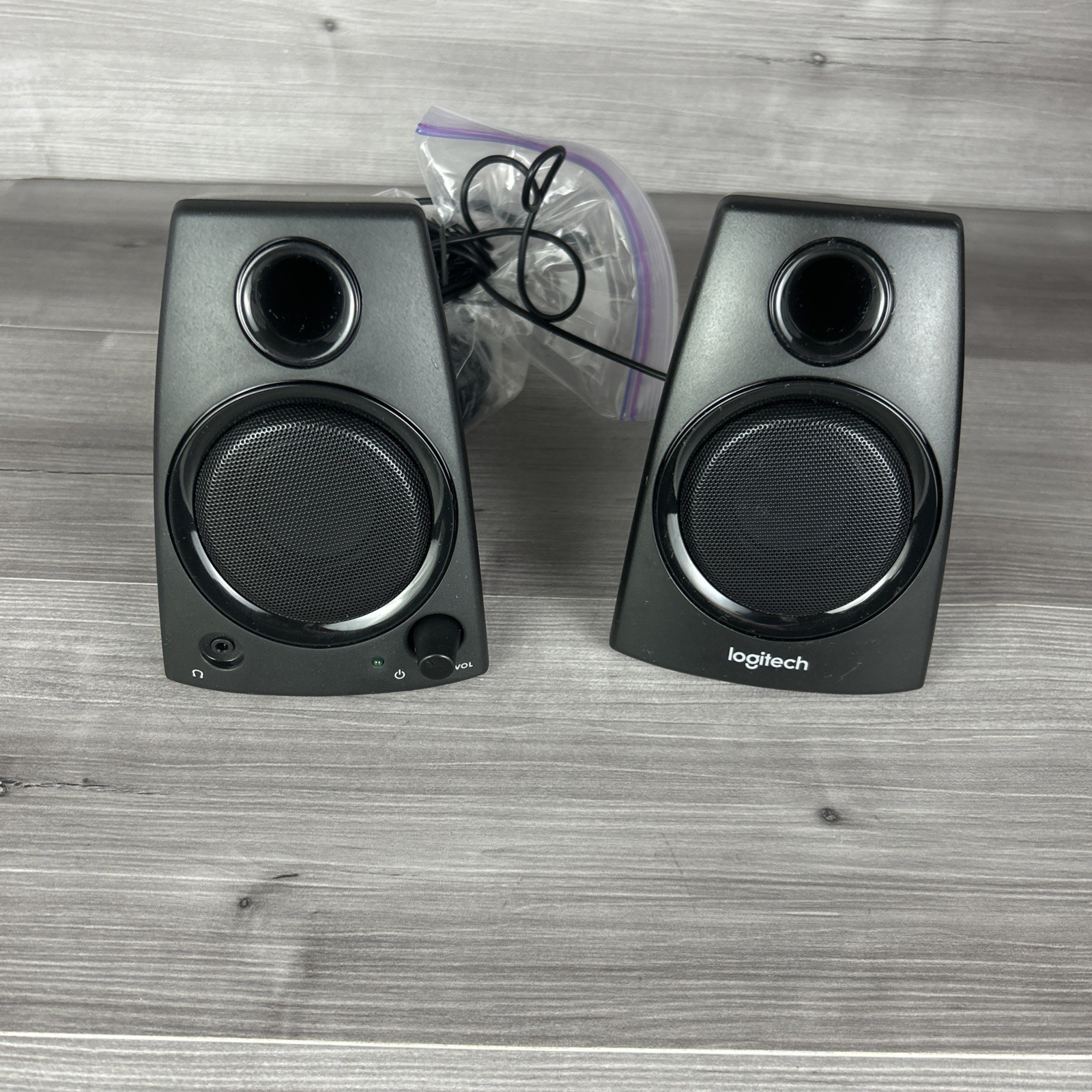 Genuine Logitech Z130 2 Piece Multimedia Stereo Speakers w/ Adapter - FREE S/H