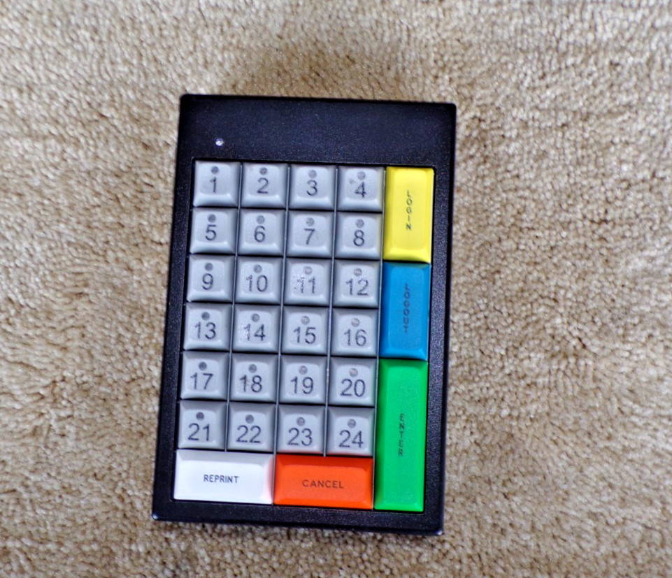Genovation 5888 CE - Version 1.10 UPS Control Pad @h2