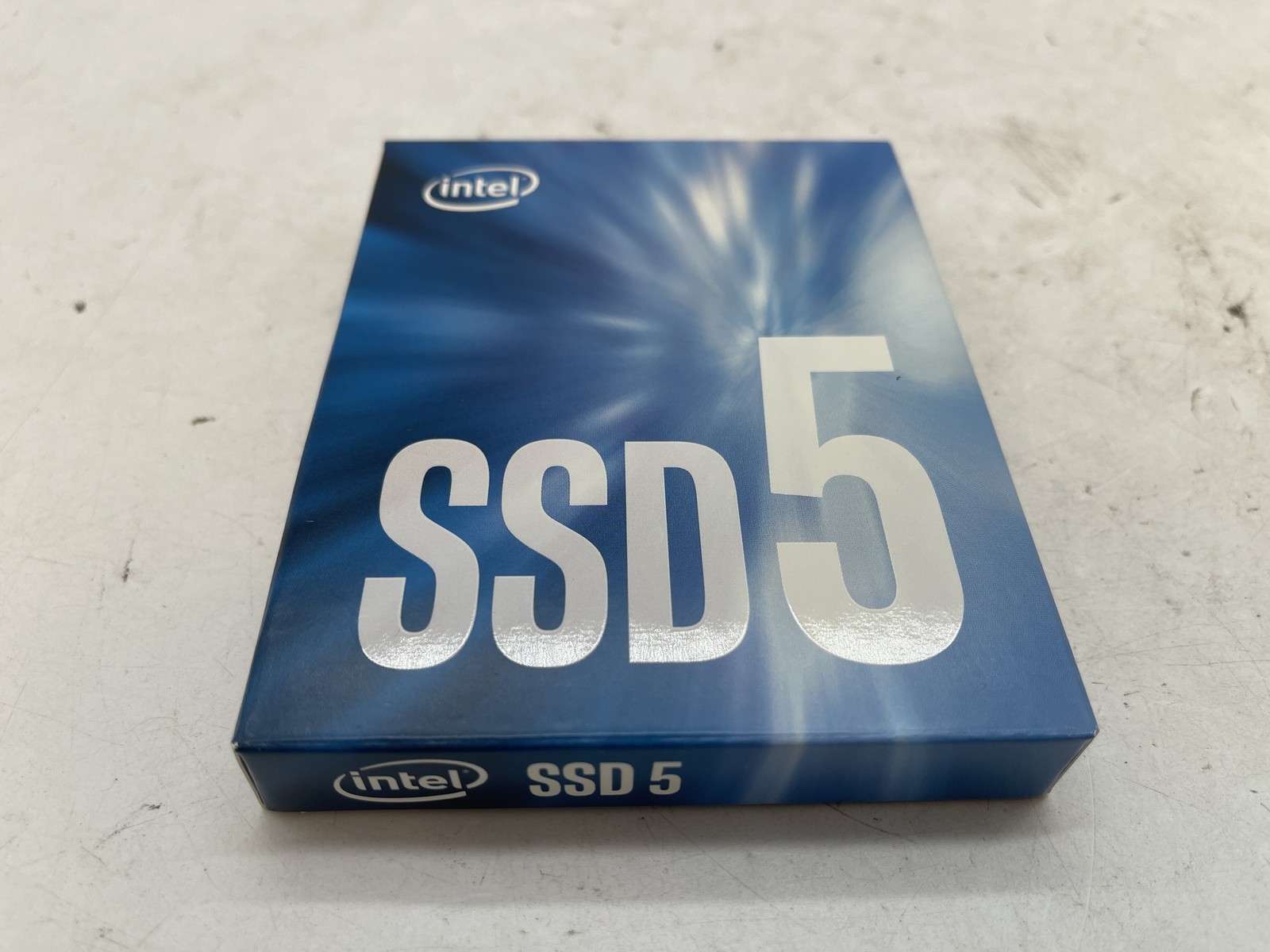 NEW Intel 540s Series 180GB M.2 2280 SATA III SSD (SSDSCKKW180H6X1) Free S/H