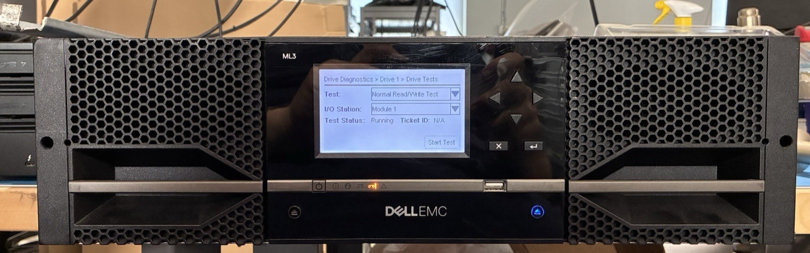 Dell EMC PowerVault ML3 - 40 Tape Library – Dual PSU – 1 x LTO 8 HH -  READ 