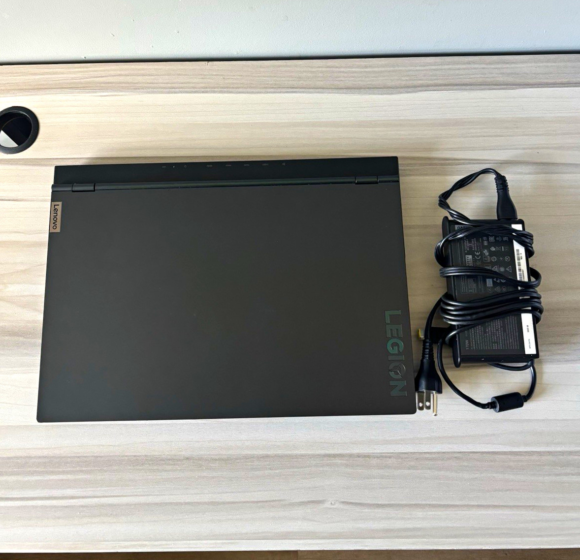 Lenovo Legion 5 15ARH05 15.6" Ryzen 5 4600H 16GB GTX 1650 Ti 1TB+512GB