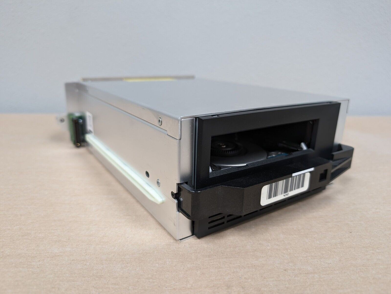 IBM / Quantum LTO7 8-01434-01 FC 2 Ports FH Tape Drive w/ tray PN: 38L7616