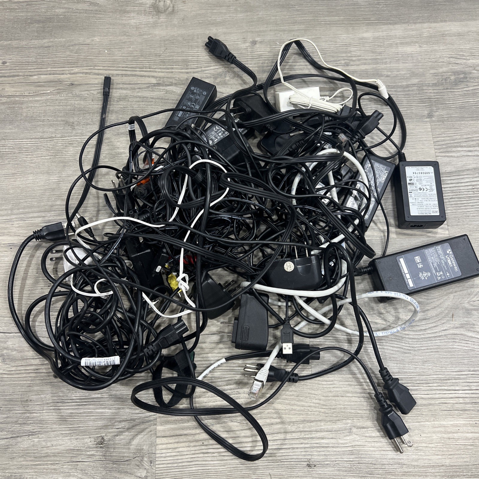 Huge Electronic Cable Lot with HP 65W & Gateway 19V Laptop Chargers, AC Adapters