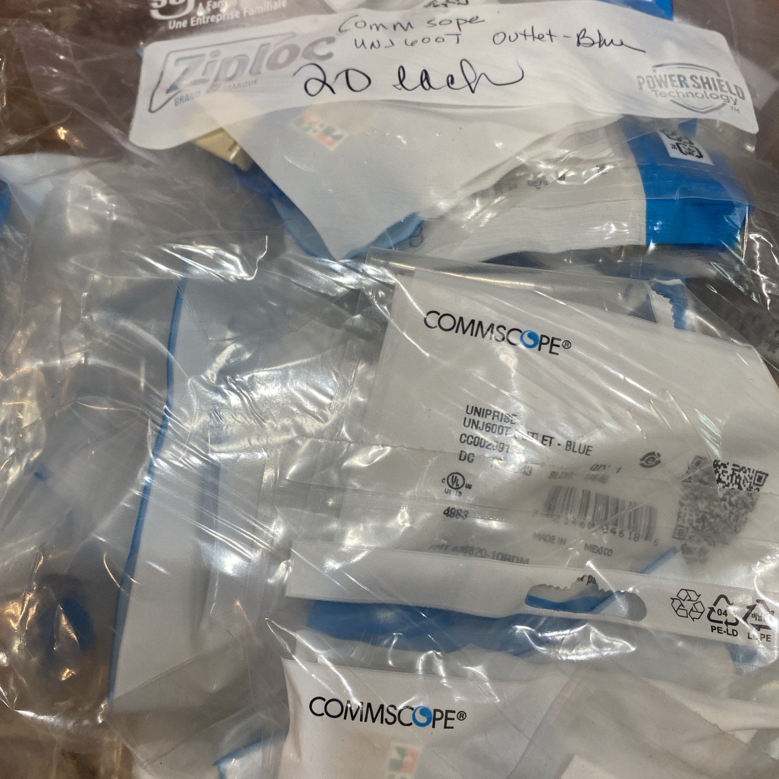 Commscope UNJ600T-BL Uniprise Cat6 M-Series Modular Jack, Blue ~STSI Bag Of 20