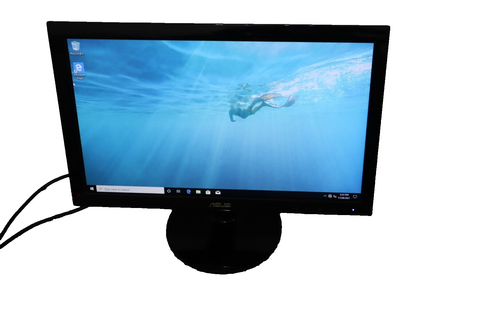 Asus VS197T-P 18.5in Widescreen LCD Monitor 1366x768 - Black
